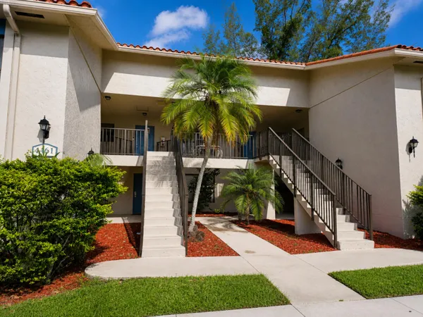 $2,200 | 1461 Windorah Way, Unit C, West Palm Beach, FL 33411