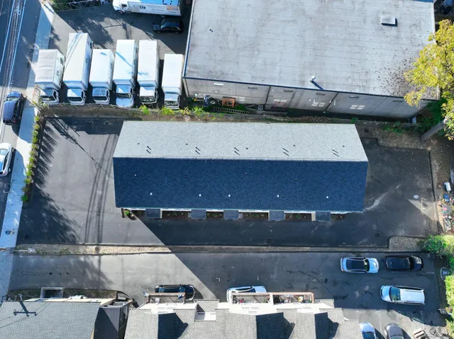 a picture of a bench in a cabinet