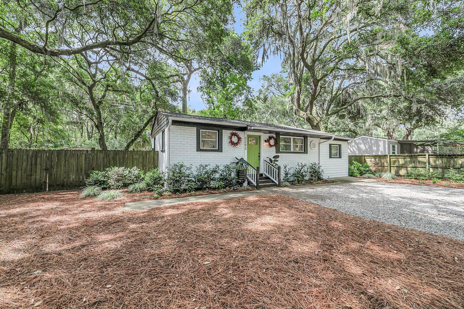 3293 River Road Johns Island, SC 29455 - Photo 2 of 20 20250807152850917983000000-o
