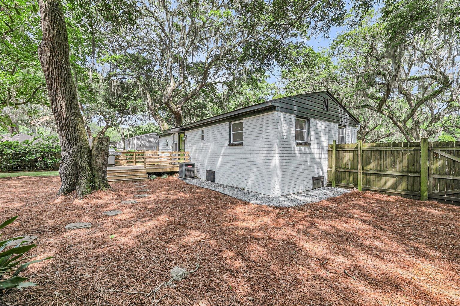 3293 River Road Johns Island, SC 29455 - Photo 6 of 20 20250807152850917964000000-o
