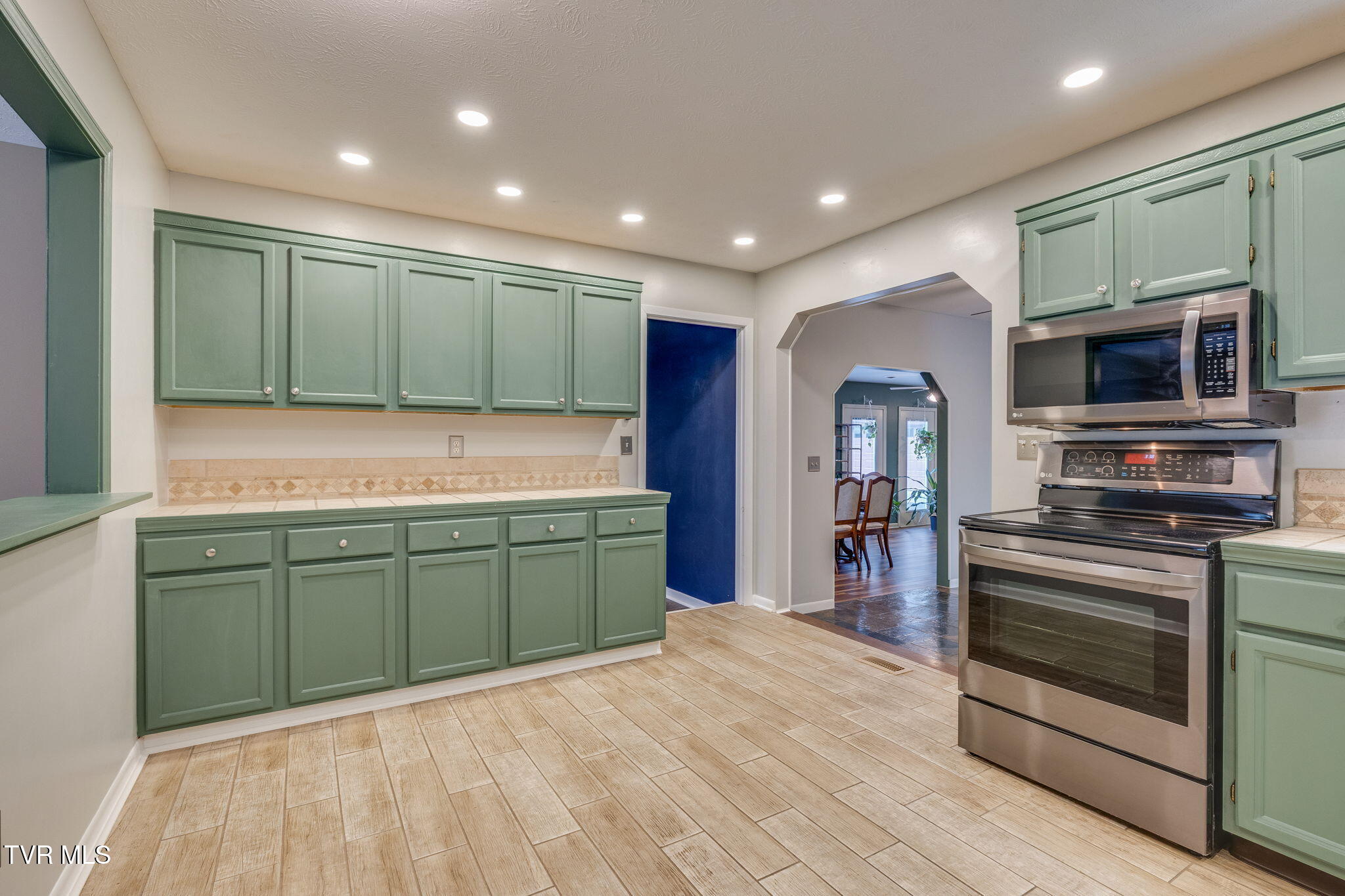 285 Spurgeon Road Blountville, TN 37617 - Photo 12 of 55 010