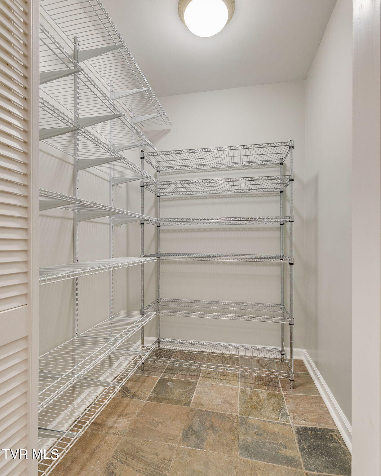 285 Spurgeon Road Blountville, TN 37617 - Photo 14 of 55 012