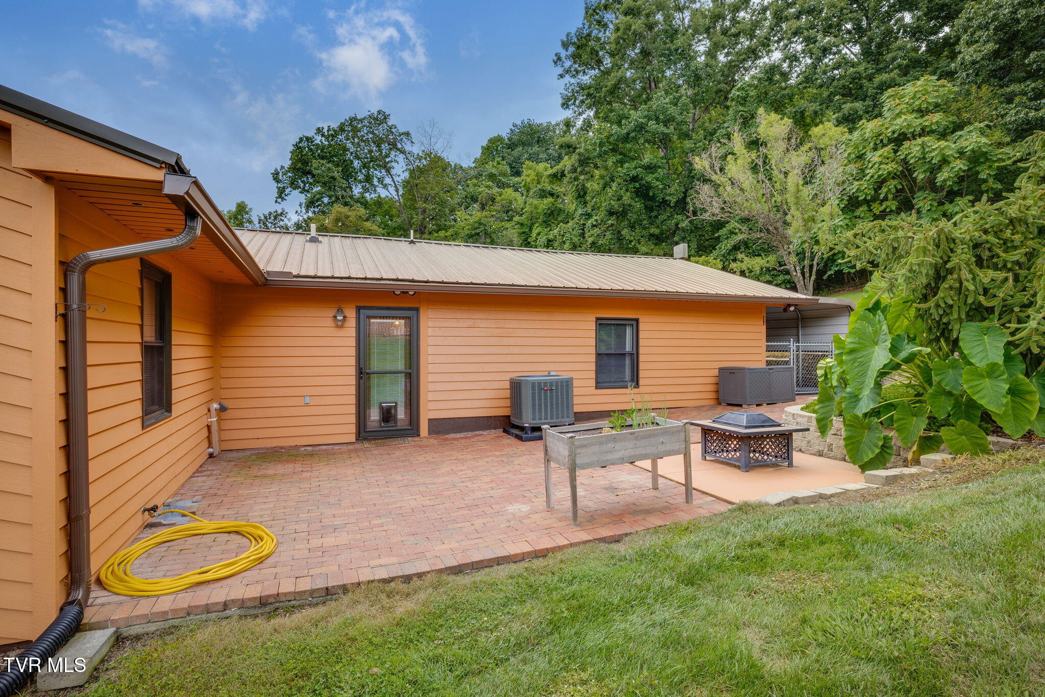 285 Spurgeon Road Blountville, TN 37617 - Photo 44 of 55 040