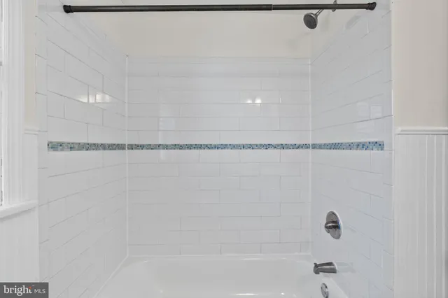 $2,750 | 238 Steward Street, Hamilton, NJ 08610