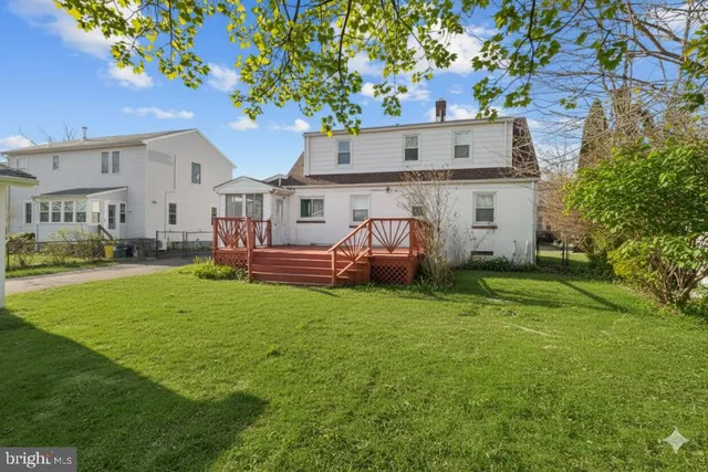 $2,750 | 238 Steward Street, Hamilton, NJ 08610