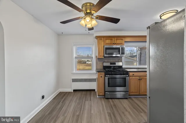 $2,750 | 238 Steward Street, Hamilton, NJ 08610