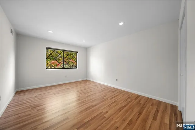 $4,000 | 68 Linwood Avenue, Unit 68, Cresskill, NJ 07626