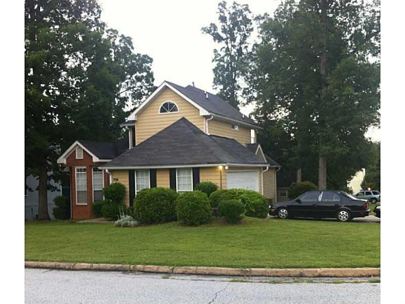706 Shore View Lithonia, GA 30058 - Photo 1 of 1 Exterior Front.