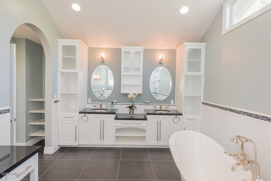 20145 Ruston Road Woodland Hills, CA 91364 - Photo 40 of 54 Upstairs Master Bath