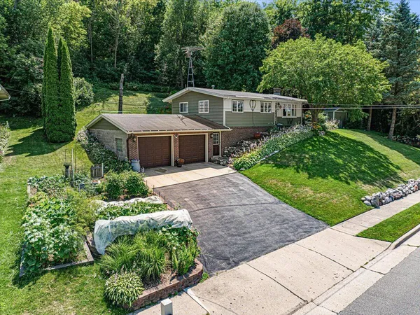 $399,000 | 295 Hartford Road, Slinger, WI 53086