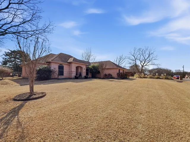 $475,000 | 3620 Willow Creek Drive, Midlothian, TX 76065