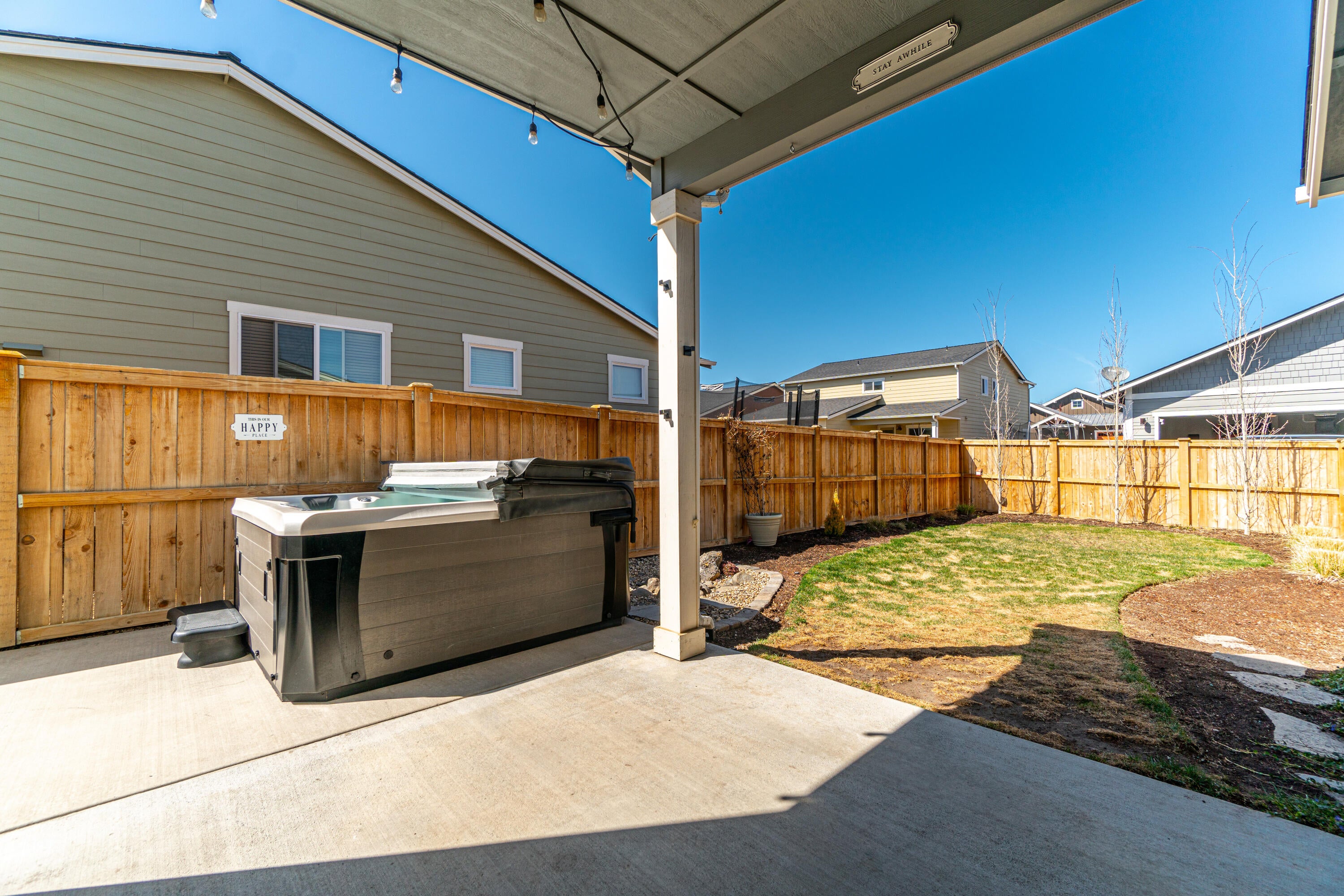 20778 Kilbourne Loop Bend, OR 97701 - Photo 28 of 39 Oasis Backyard!