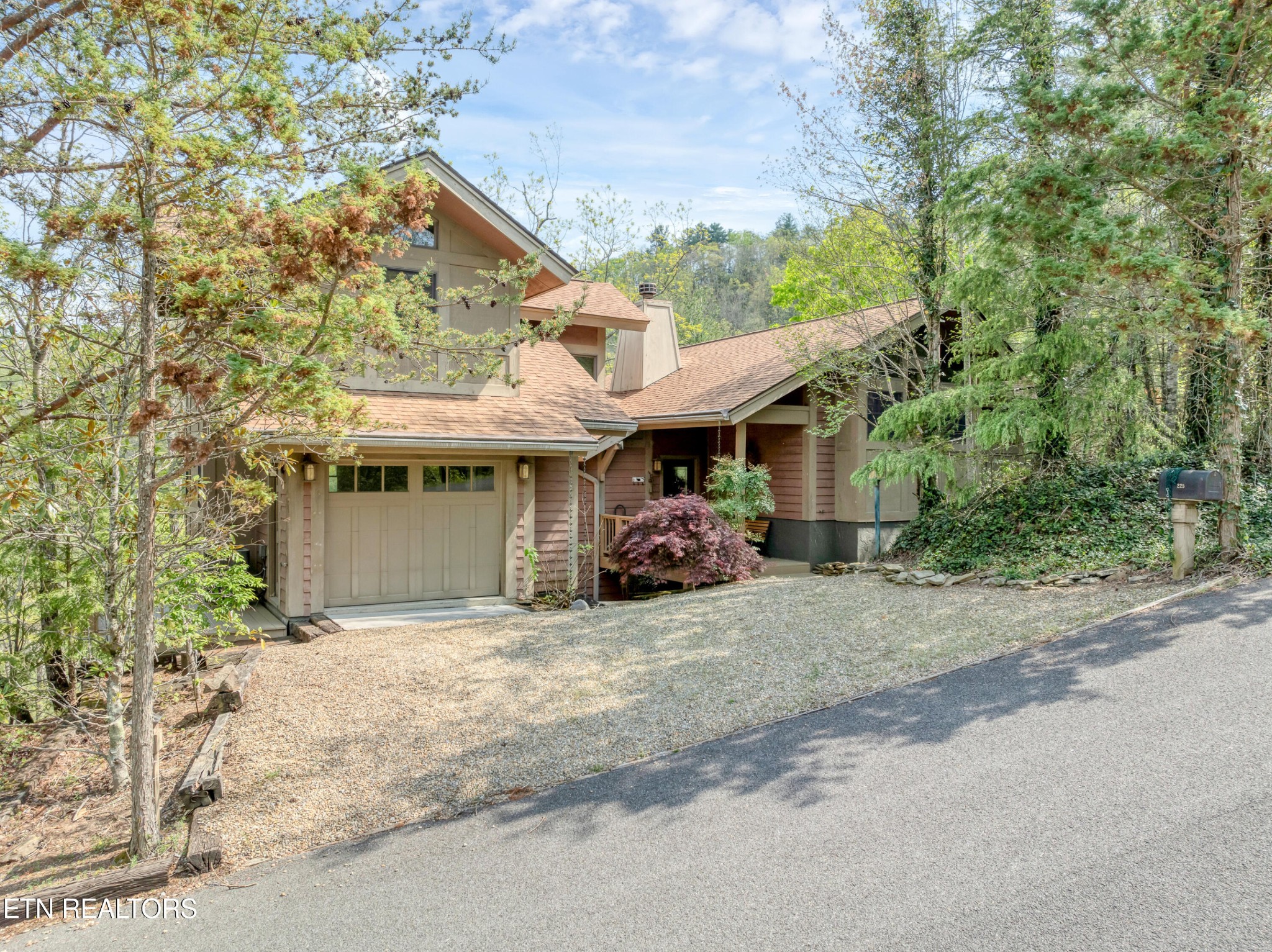 225 Kelly Ridge Road Townsend, TN 37882 - Photo 3 of 51