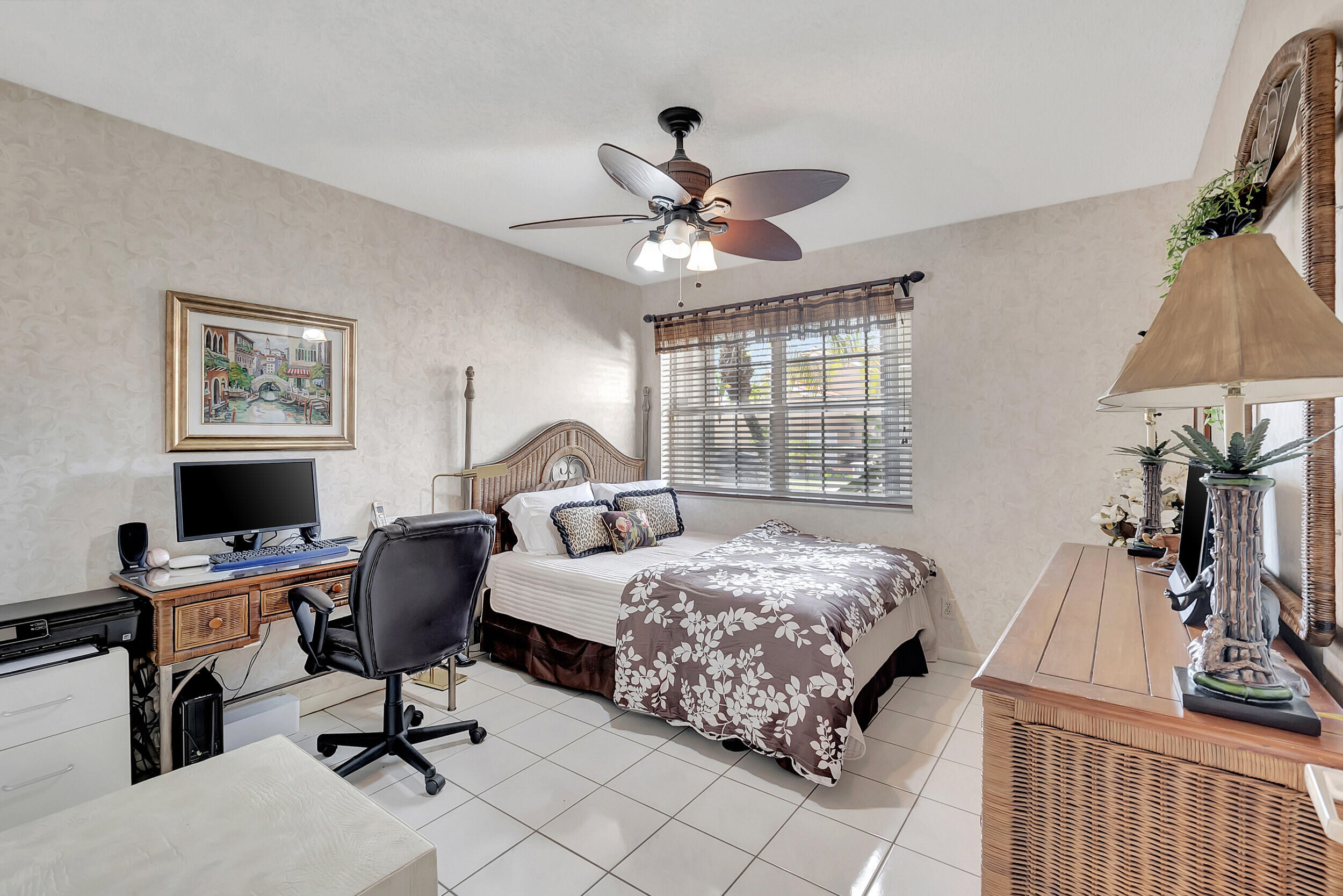 8051 Nadmar Avenue Boca Raton, FL 33434 - Photo 25 of 41 27_dsc_5777