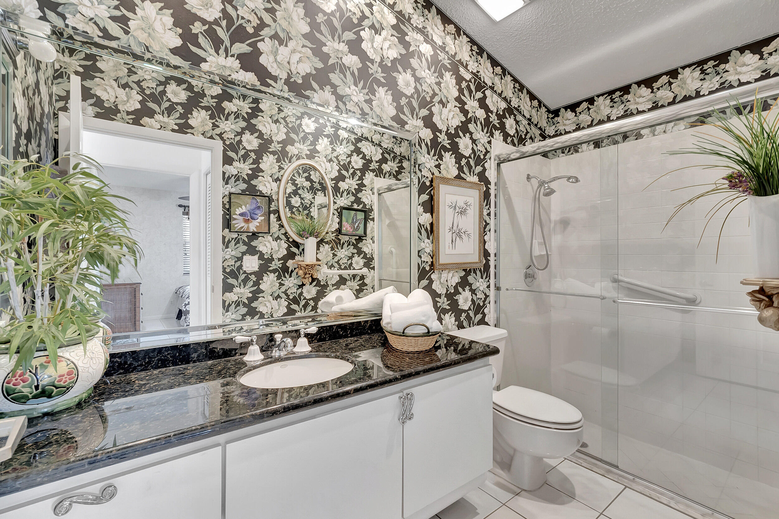 8051 Nadmar Avenue Boca Raton, FL 33434 - Photo 26 of 41 28_dsc_5782