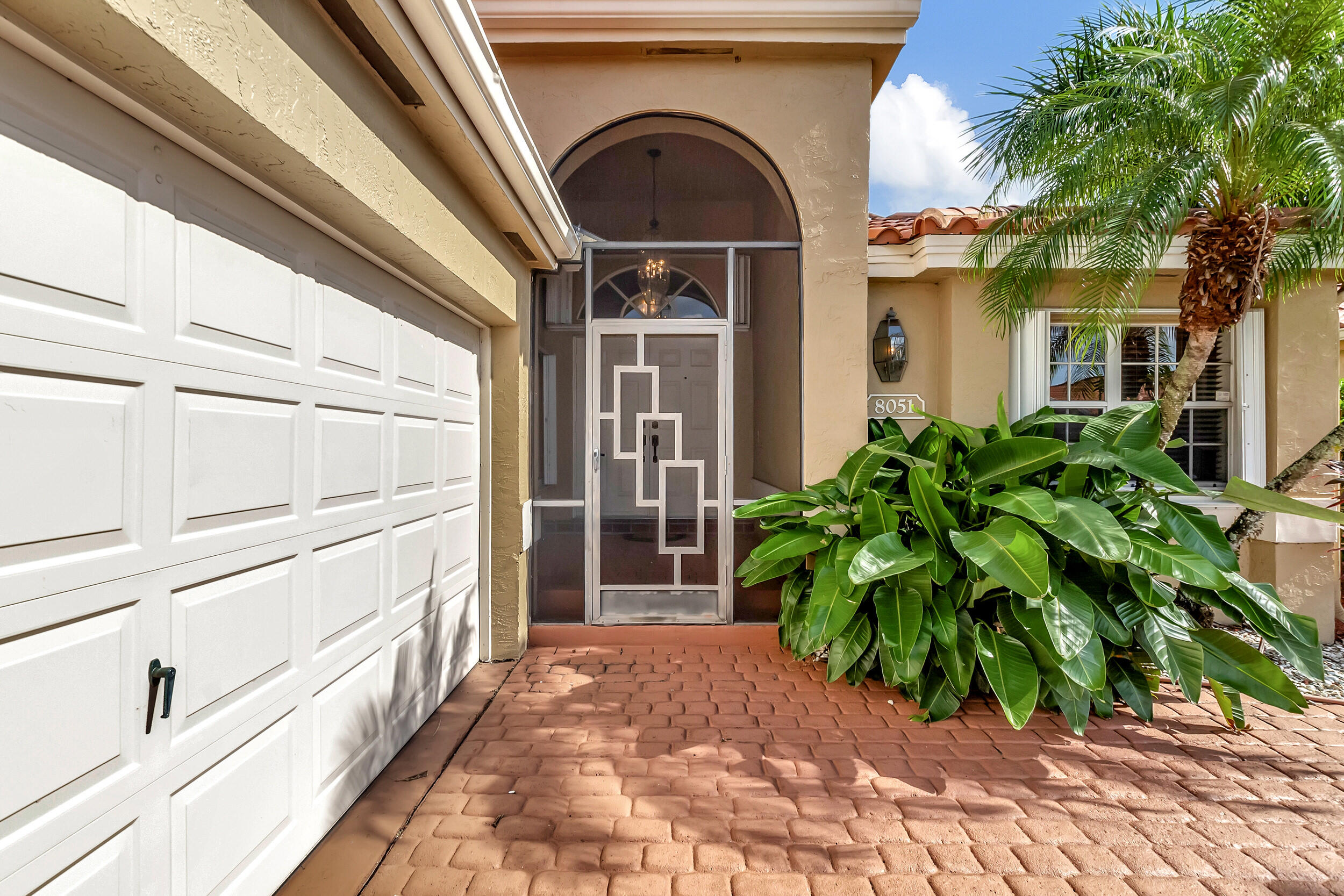 8051 Nadmar Avenue Boca Raton, FL 33434 - Photo 3 of 41 03_dsc_5657