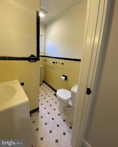 417 Laurel Avenue Lititz, PA 17543 - Photo 12 of 20 Bath