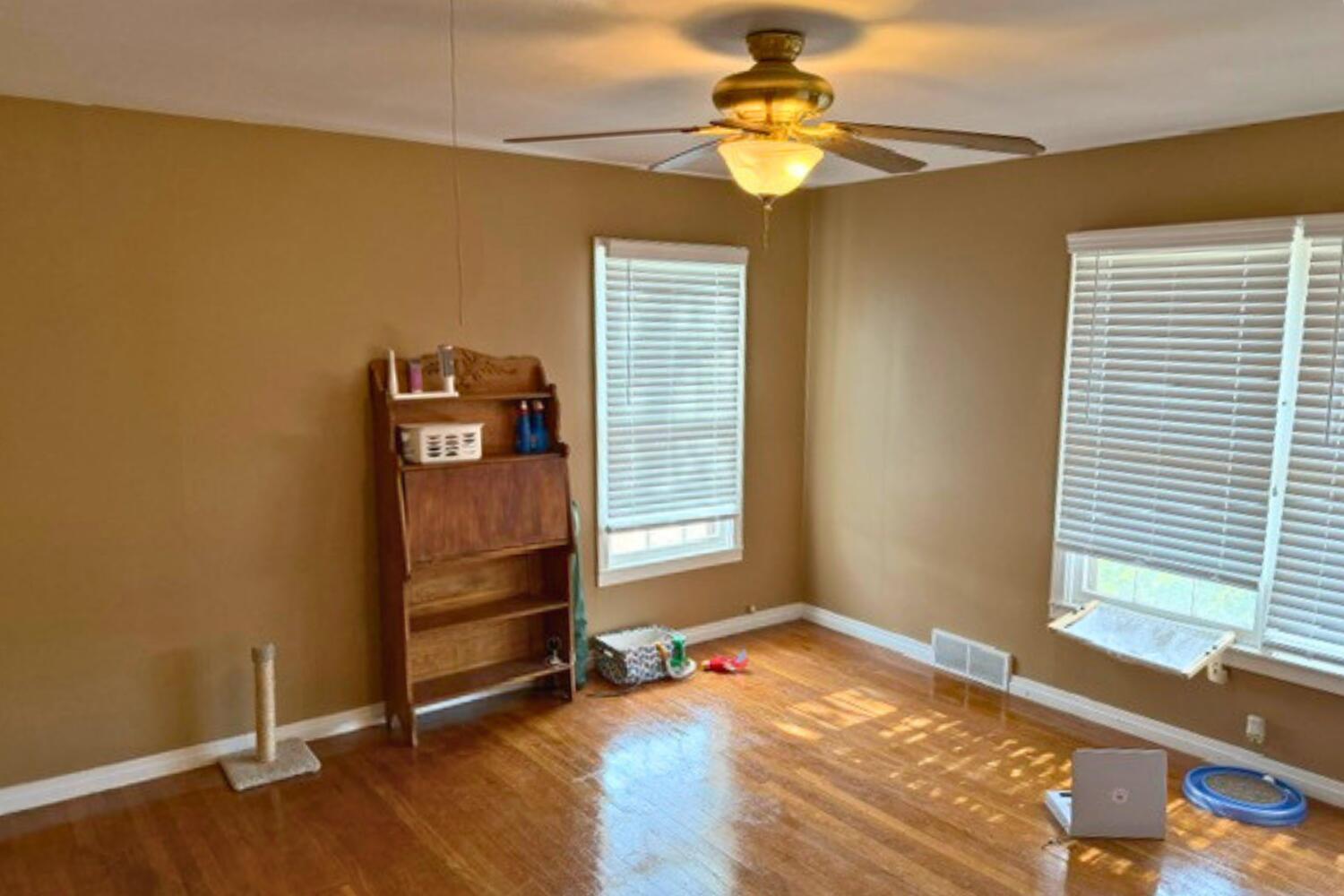 320 West Spruce Street Lockney, TX 79241 - Photo 18 of 24 a view of an empty room with a window