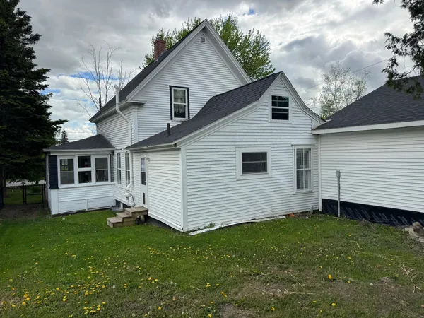 $168,000 | 18 Park Street, Caribou, ME 04736