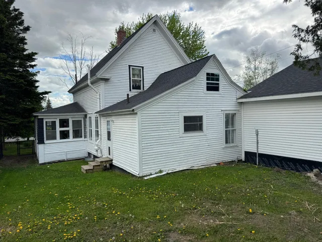 $185,000 | 18 Park Street, Caribou, ME 04736