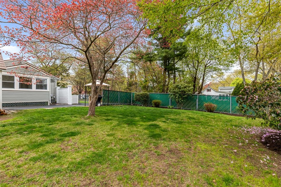 48 Barker Street Warwick, RI 02888 - Photo 34 of 41