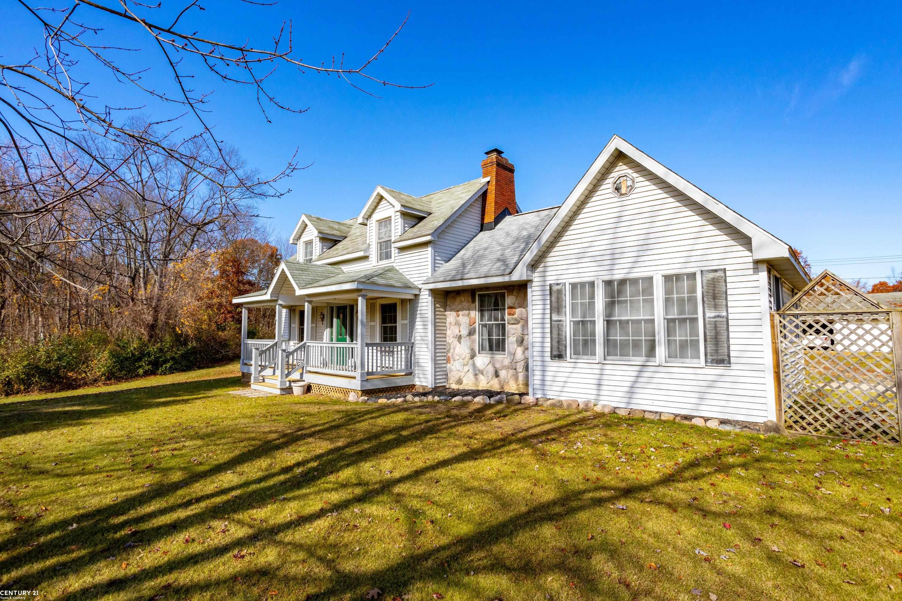 2420 Clarkston Road Lake Orion, MI 48362 - Photo 5 of 64 Gallery Image 5