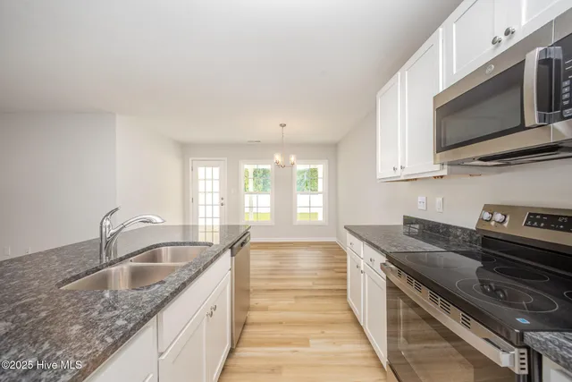 $319,706 | 41 West Emily Gardens Drive, Selma, NC 27576