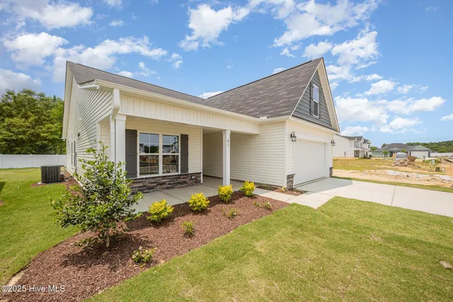 $319,706 | 41 West Emily Gardens Drive, Selma, NC 27576