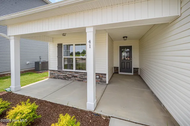 $319,706 | 41 West Emily Gardens Drive, Selma, NC 27576