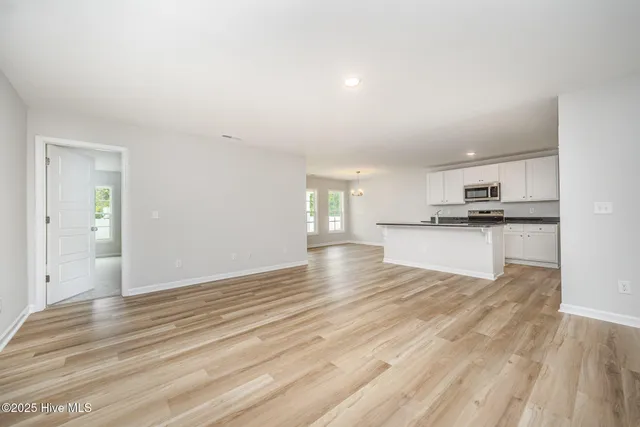 $319,706 | 41 West Emily Gardens Drive, Selma, NC 27576