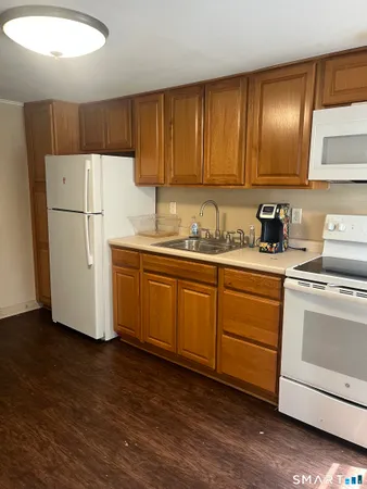 $1,300 | 267 Rockwell Street, Winchester, CT 06098