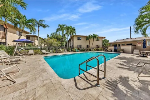 $249,900 | 2965 Northeast 8th Terrace, Unit 101, Oakland Park, FL 33334