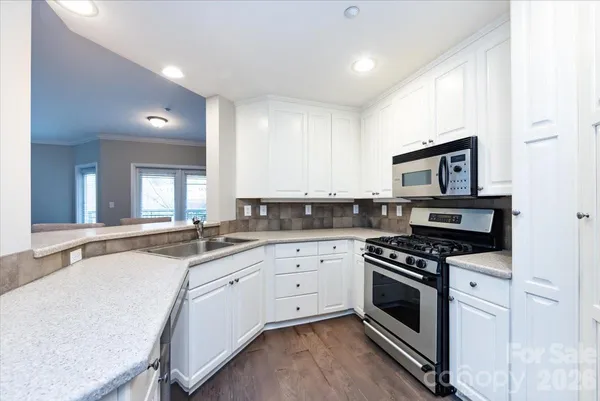 $549,000 | 415 North Church Street, Unit 209, Charlotte, NC 28202