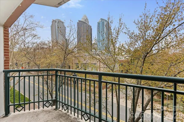 $549,000 | 415 North Church Street, Unit 209, Charlotte, NC 28202