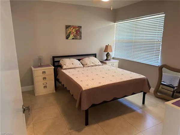 $1,900 | 1085 Forest Lakes Drive, Unit 8106, Naples, FL 34105