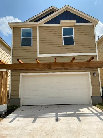 $2,000 | 211 Martha Lane, Kyle, TX 78640