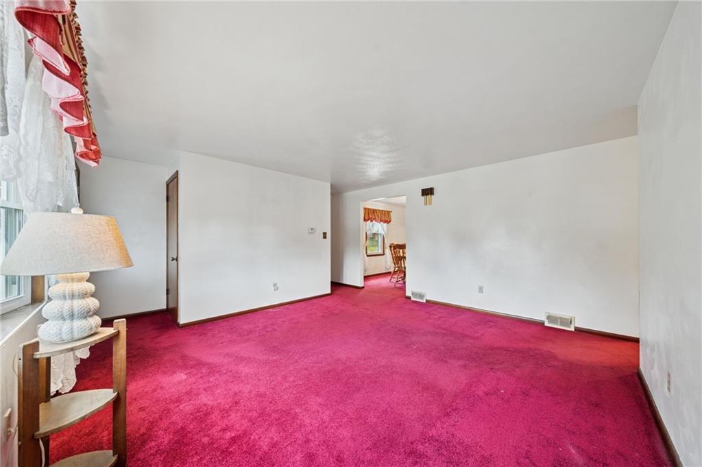 632 Penn Drive Trafford, PA 15085 - Photo 14 of 39