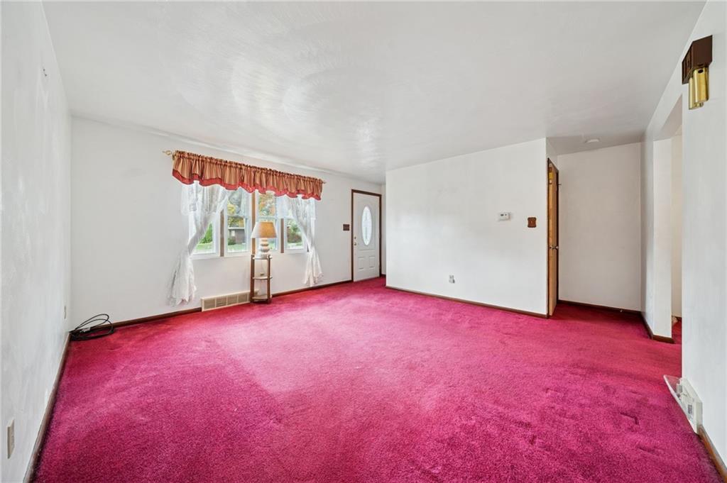 632 Penn Drive Trafford, PA 15085 - Photo 15 of 39