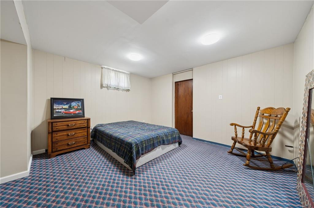 632 Penn Drive Trafford, PA 15085 - Photo 17 of 39