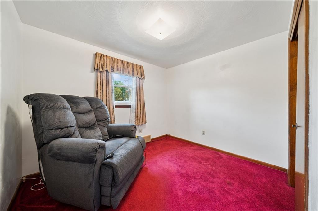 632 Penn Drive Trafford, PA 15085 - Photo 19 of 39