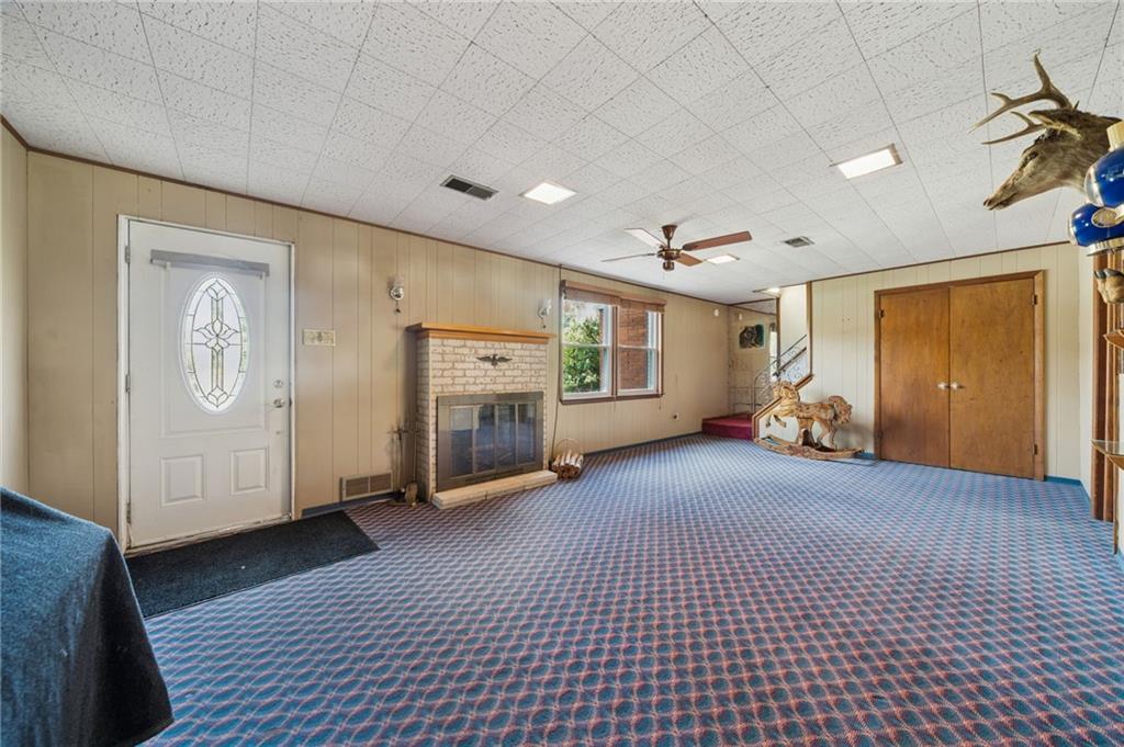 632 Penn Drive Trafford, PA 15085 - Photo 2 of 39