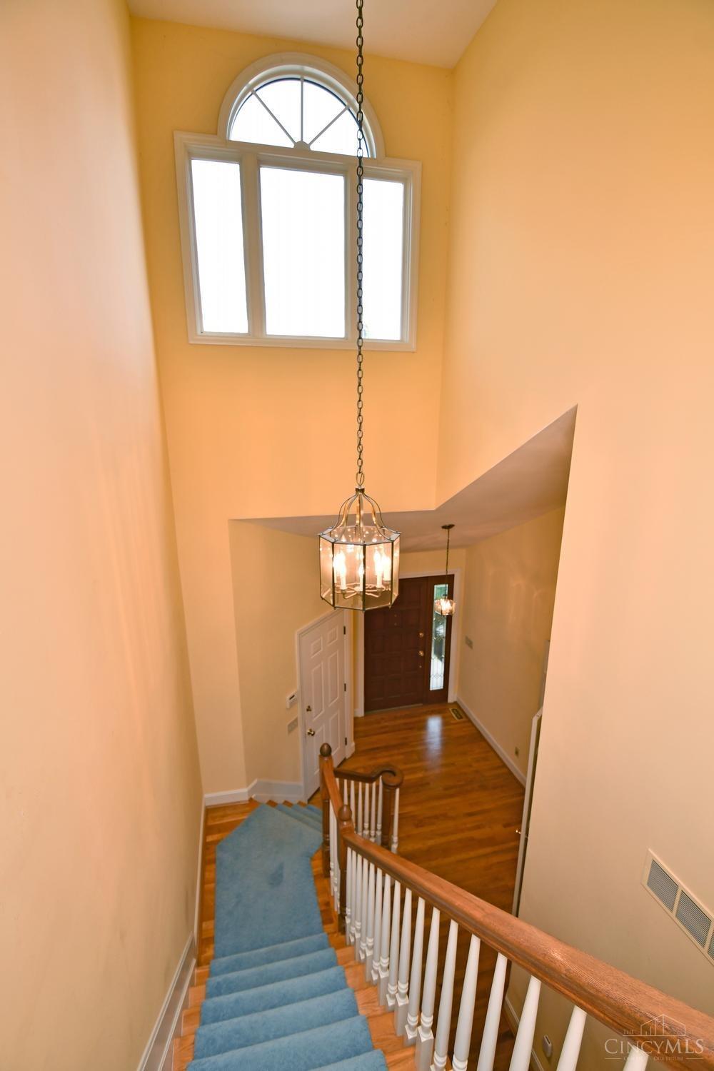 8849 Montgomery Road Cincinnati, OH 45236 - Photo 26 of 43