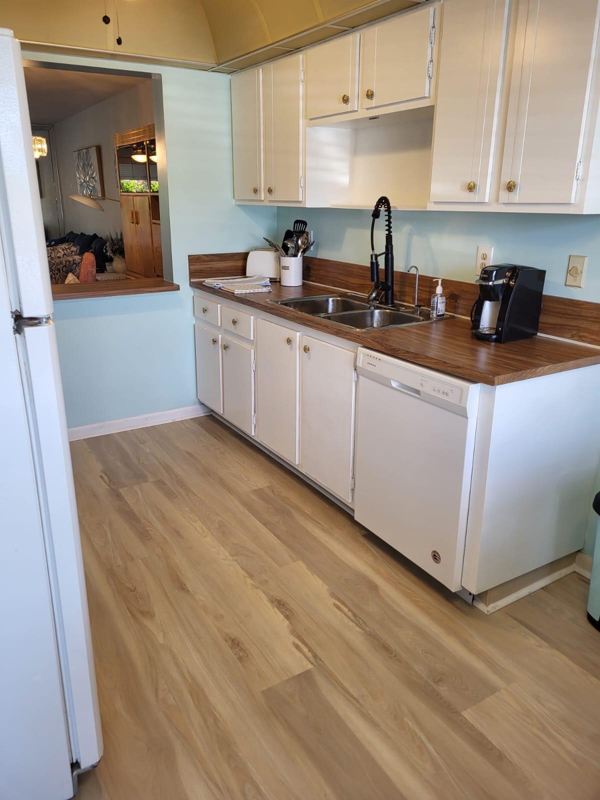 5200 Privet Place, Unit C Delray Beach, FL 33484 - Photo 11 of 27 eb33f5e2-1365-407f-9ad2-52f4ec1a22cd