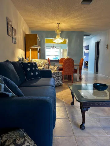 $2,150 | 5200 Privet Place, Unit C, Delray Beach, FL 33484