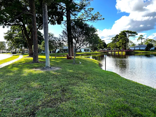 $2,150 | 5200 Privet Place, Unit C, Delray Beach, FL 33484