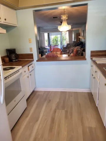 $2,150 | 5200 Privet Place, Unit C, Delray Beach, FL 33484