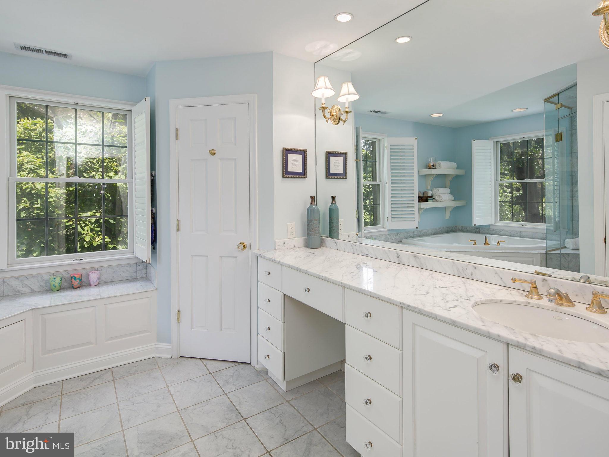 6316 Wiscasset Road Bethesda, MD 20816 - Photo 17 of 30 Bath