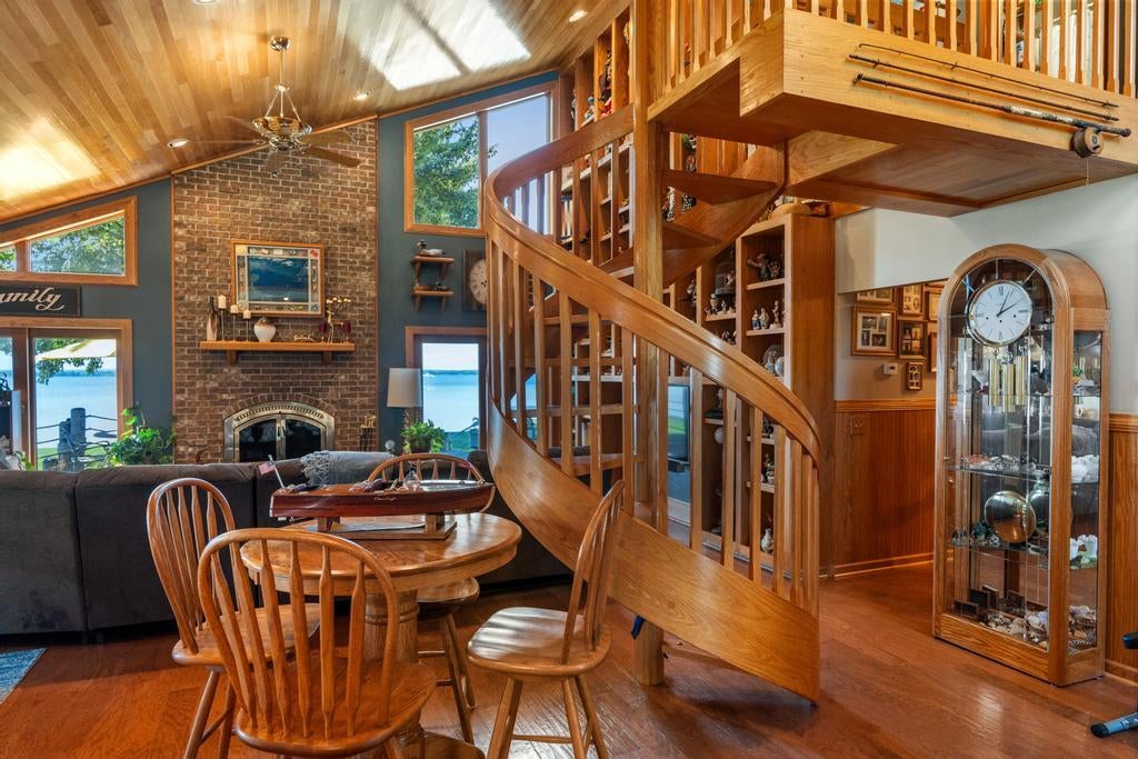 2919 Cedar Beach Lane Cheboygan, MI 49721 - Photo 13 of 53 Gallery Image 13