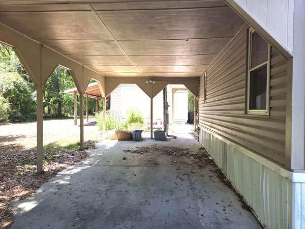 $194,900 | 2344 Lakeview Point Road, Quincy, FL 32351