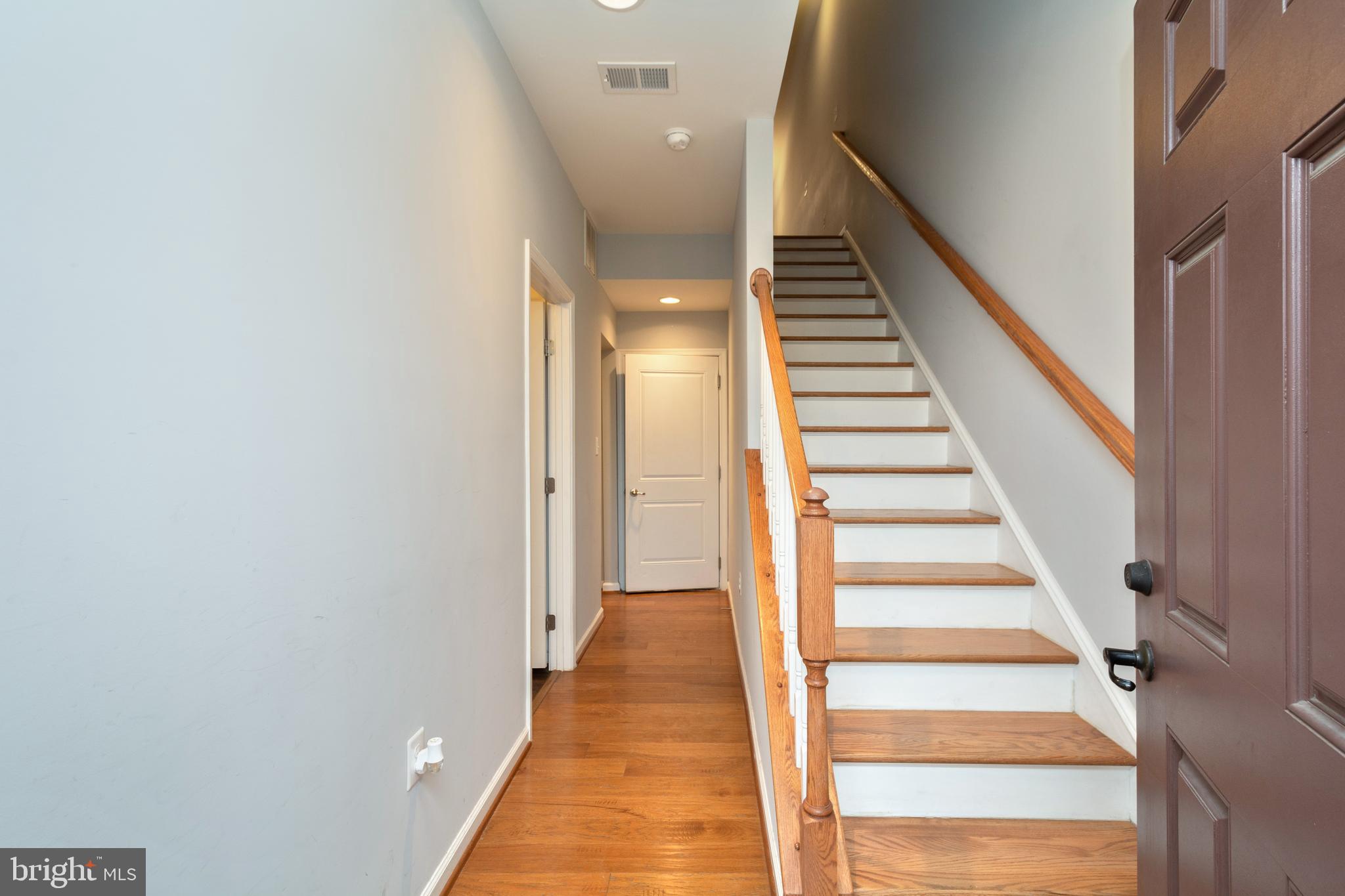 1774 Featherstone Road Woodbridge, VA 22191 - Photo 2 of 36 Gallery Image 2